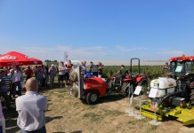 Nowatorski kombajn i kosiarka nawożenie malin