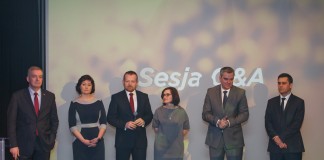 Z optymistycznym spojrzeniem w przyszłość