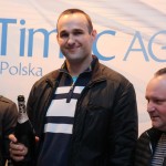 Piotr Kostrzewski z Zakroczymia okazał się zwycięzcom konkursu otwierania szampana i został Ojcem Chrzestnym VipRoom-u