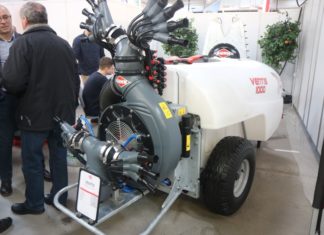 Maszyny do zabiegów agrotechnicznych w jagodnikach na TSW