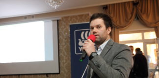 Najnowsze rekomendacje do zwalczania szarej pleśni w truskawkach