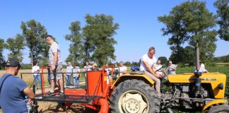 Maszyny do truskawek na Letnich warsztatach Grupy Truskawkowej