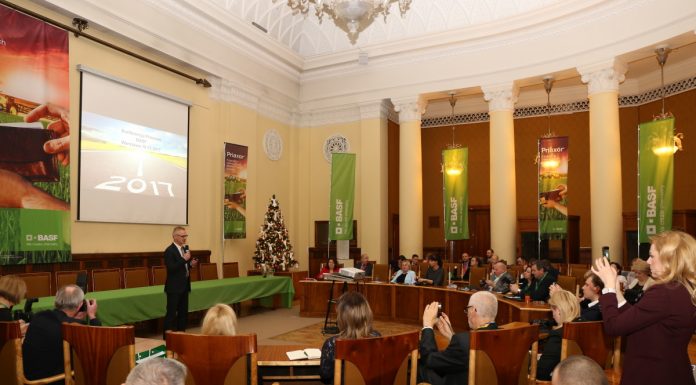 Podróż w przeszłość i wyzwania na najbliższe lata