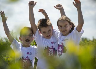 Wybieramy dziecko plantatorów, które degustacją pierwszych owoców otworzy sezon. Trwa finałowe głosowanie.