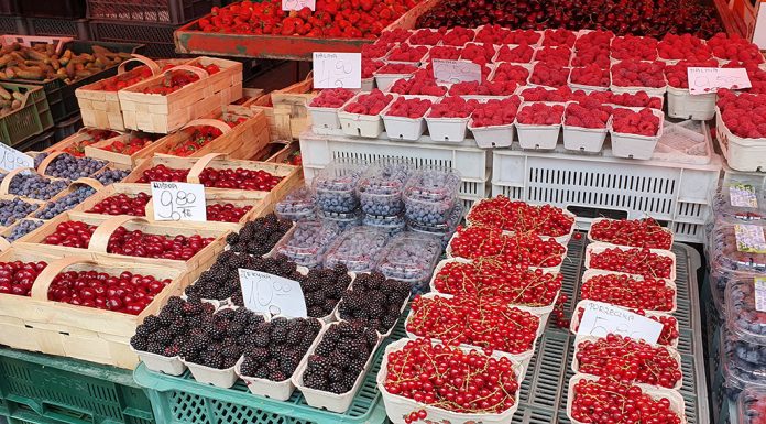 Ceny owoców na rynkach hurtowych