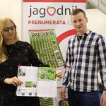 Dr Agnieszka Orzeł namawia do lektury czasopisma Jagodnik