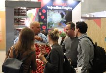 Gotowi na sprzedaż jagodowych