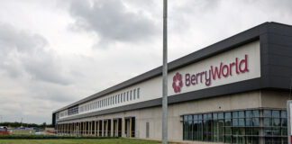 Budynki gospodarcze i ich znaczenie w produkcji owoców – przykład z Holandii