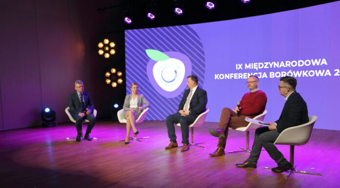 IX Międzynarodowa Konferencja Borówkowa oknem na świat