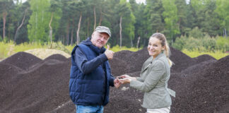 Próchnica dla borówki przed sadzeniem i w trakcie uprawy. 2 FILMY Sylwia Gabrysz
