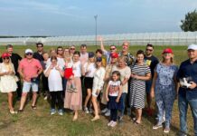 Medycy na plantacjach owoców jagodowych