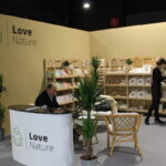 Love nature- ekologiczne i kompostowalne naczynia jednorazowe, wykonane z pulpy z trzciny cukrowej, kukurydzy, drewna oraz papieru.bioexpo_