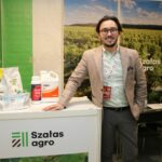 Jan Szałas z Sałas agro na firmowym stosiku podczas JT 2021
