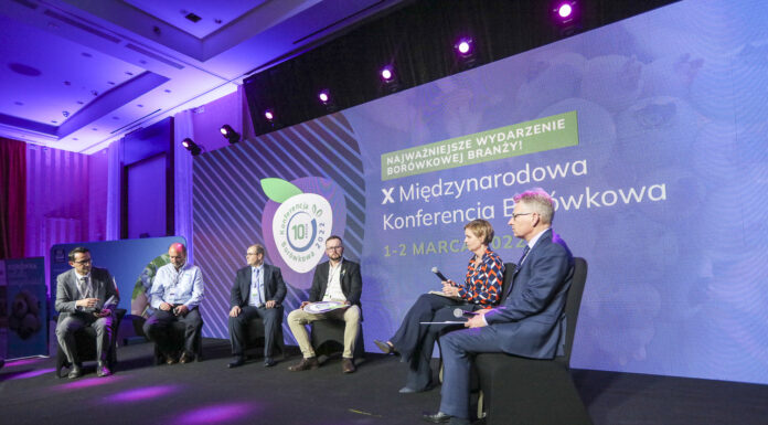 Konferencja Borówkowa 2022. Produkcję należy ustabilizować i poprawić organizację rynku