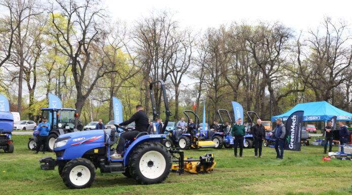Japońskie ciągniki marki ISEKI na pokazach