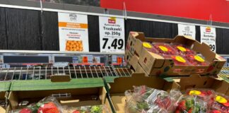 Ceny owoców jagodowych w drugiej połowie lutego – borówka, malina, truskawka – mała podaż, wysokie ceny