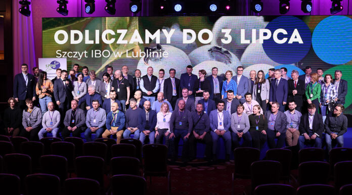 Plantatorzy borówki rozpoczęli sezon. Chcą (powinni) zmieniać swoje gospodarstwa