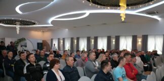 Akademia Uprawy Truskawek, cz. 1 – kompleksowy transfer wiedzy o uprawie truskawek