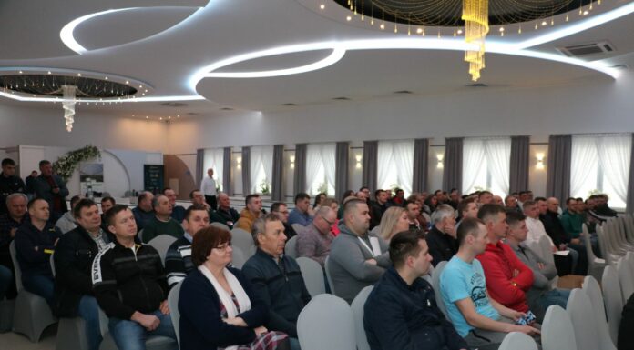 Akademia Uprawy Truskawek, cz. 1 – kompleksowy transfer wiedzy o uprawie truskawek