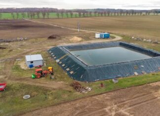 Gospodarstwo rolne o powierzchni 50 ha – sprzedam. 7 ha plantacja borówki amerykańskiej. Województwo zachodniopomorskie