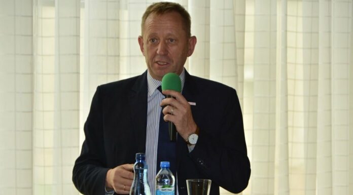 Nowy minister rolnictwa. Kim jest Robert Telus?