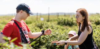 Czy samozbiory owoców mogą być szansą dla polskich gospodarstw?