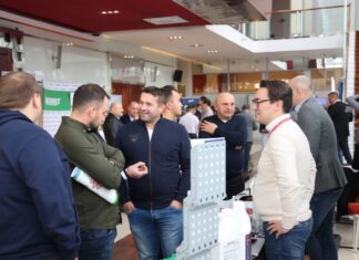 Ochrona biologiczna truskawek i malin na topie