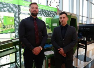 Sortowanie borówek. Rozwiązania dla małych i średnich gospodarstw Sortowanie borówek