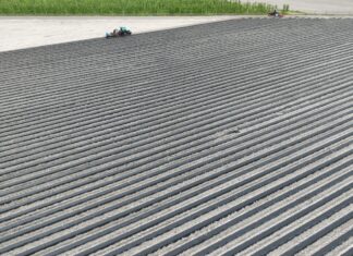 Kolejne 2 ha zagonów pod truskawki. 7 kilometrów w jeden dzień