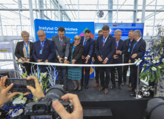 Zakład Hodowli Roślin Ogrodniczych IO w nowoczesnej odsłonie. Zakończono inwestycję za ponad 50 mln zł