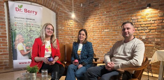Dr Berry z tytułem „Pracodawca Jutra – Lider Zmian”. PARP nagrodziła innowacyjny model jagodowej edukacji