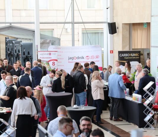 Rozpoczęła się 14. Międzynarodowa Konferencja Borówkowa konferencja borówkowa