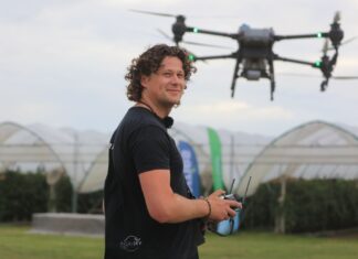 Cieniowanie tuneli dronem uratowało wiele plantacji malin. Jak wykonać zabieg, aby skutecznie obniżyć temperaturę i poprawić warunki uprawy?