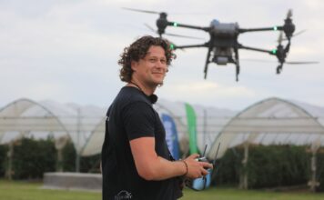 Cieniowanie tuneli dronem uratowało wiele plantacji malin. Jak wykonać zabieg, aby skutecznie obniżyć temperaturę i poprawić warunki uprawy?